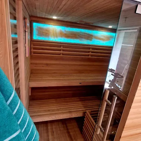 Cosy Avec Jacuzzi , Sauna Et Salle De Sport